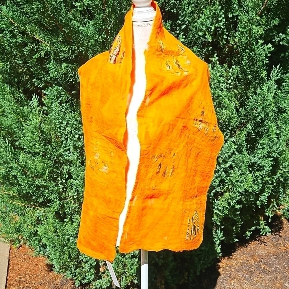 Scarf Handcrafted Wool and Silk New 62x14